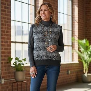 Pendleton Women's 100% Virgin Wool  Vest Preppy Grey/Black Floral Crew